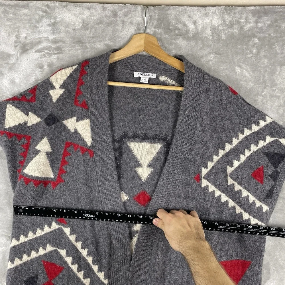 Vintage Pendlton Wool Aztec Shawl Vest Desert Southwest Navajo Sweater L/XL